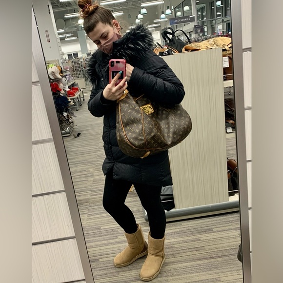 Meet your Posher, Maggie - Picture 2 of 4